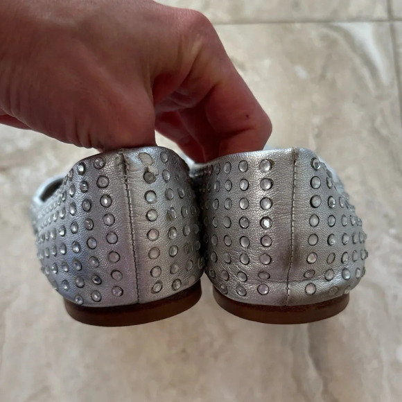 Pelle Moda Silver Flats with Rhinestones Sz. 9.5 - Picture 2 of 4